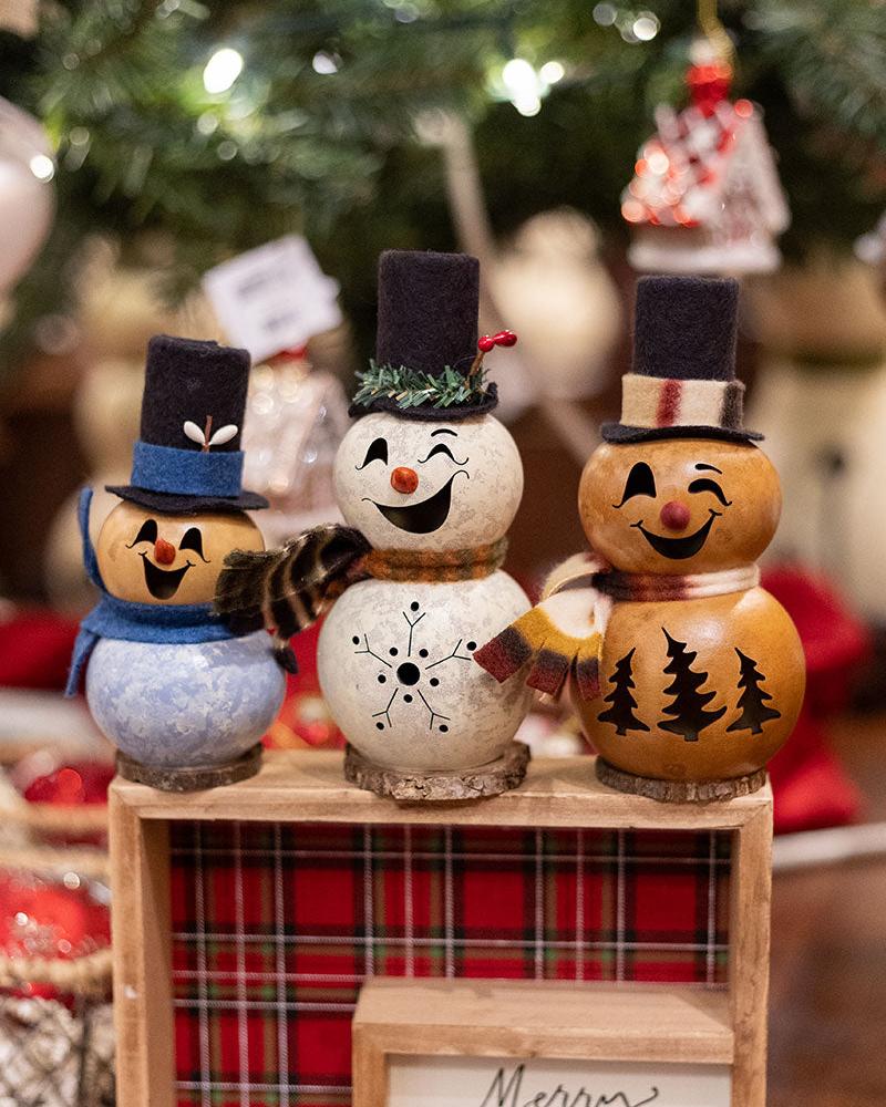 Tiny Snowmen Gourds at Meadowbrooke Gourds. 