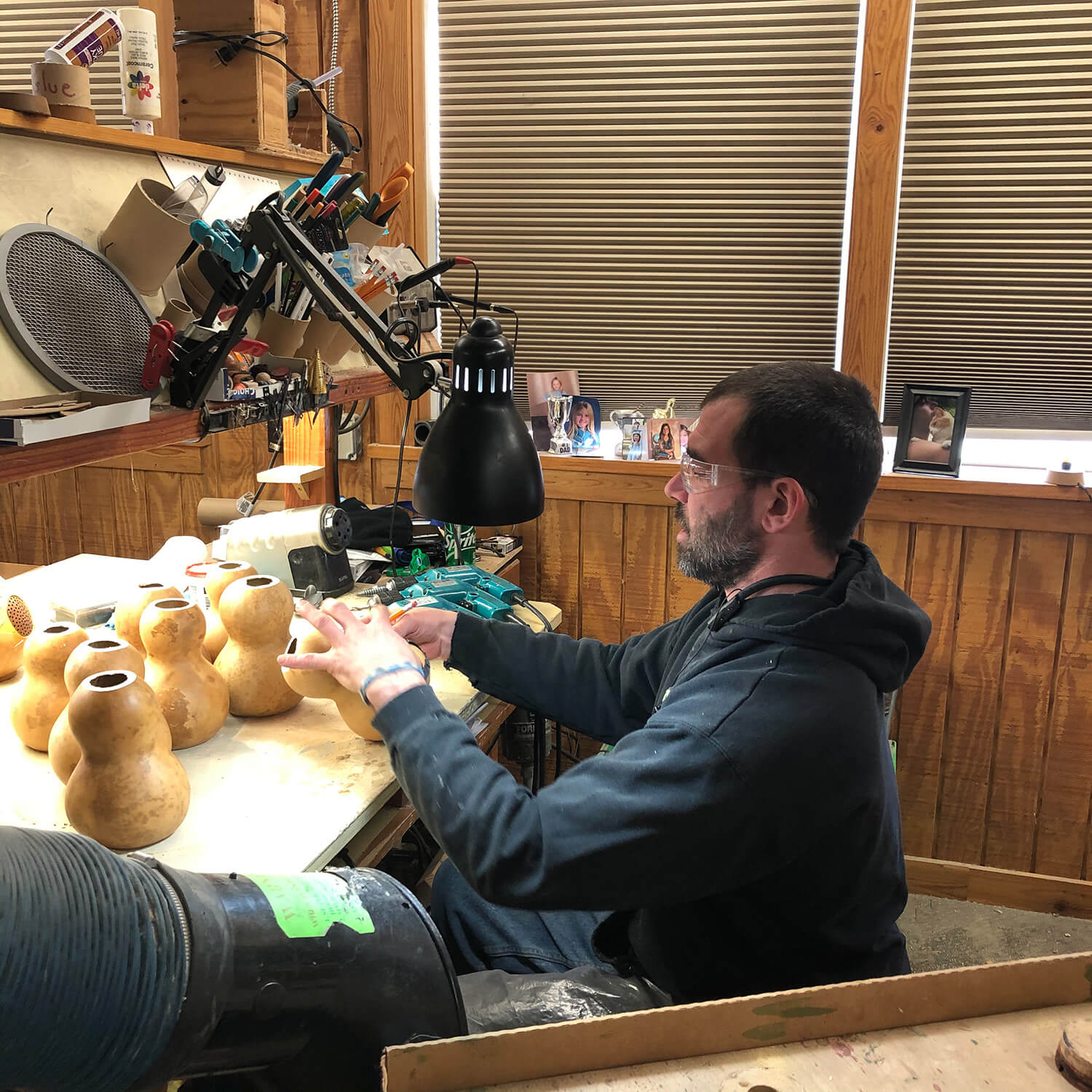 Master craftsman at work at Meadowbrooke Gourds