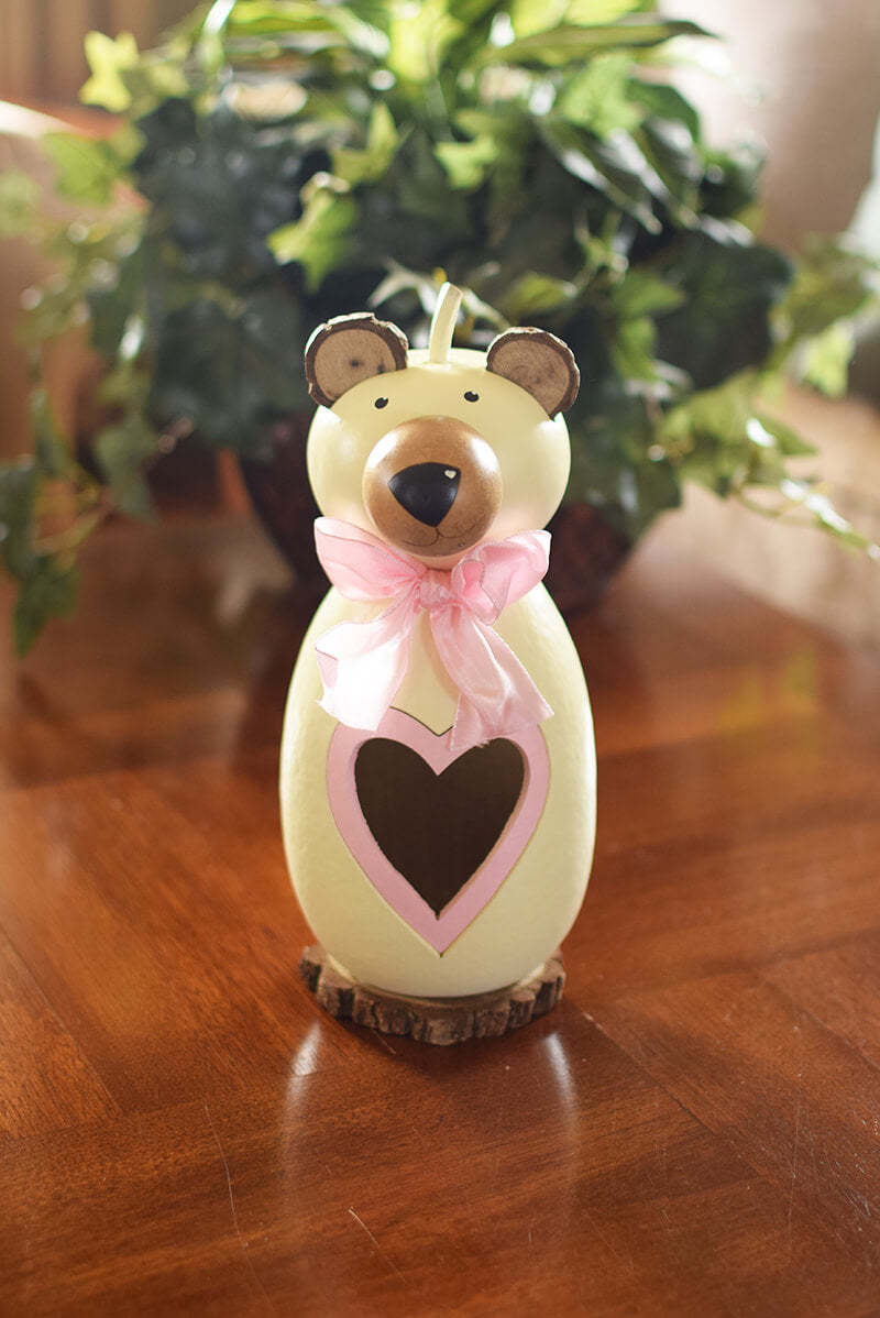 Valentine bear gourd  at Meadowbrooke Gourds